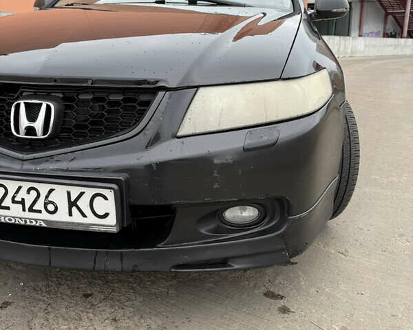 Хонда Аккорд, объемом двигателя 2.4 л и пробегом 378 тыс. км за 5100 $, фото 12 на Automoto.ua