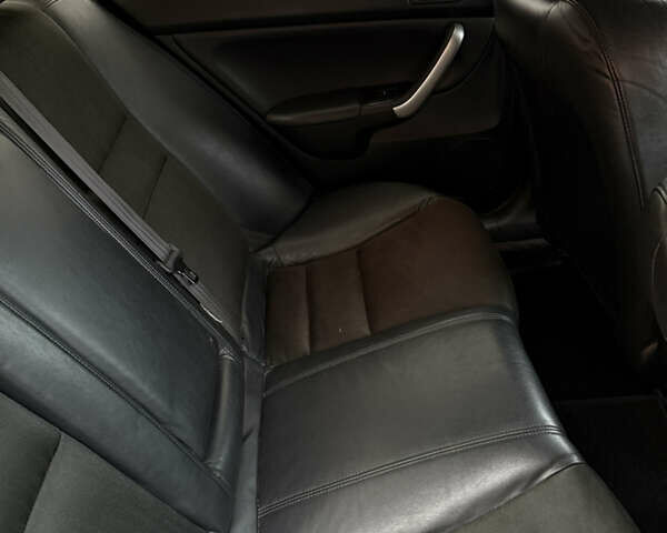 Хонда Аккорд, объемом двигателя 2.4 л и пробегом 378 тыс. км за 5100 $, фото 27 на Automoto.ua