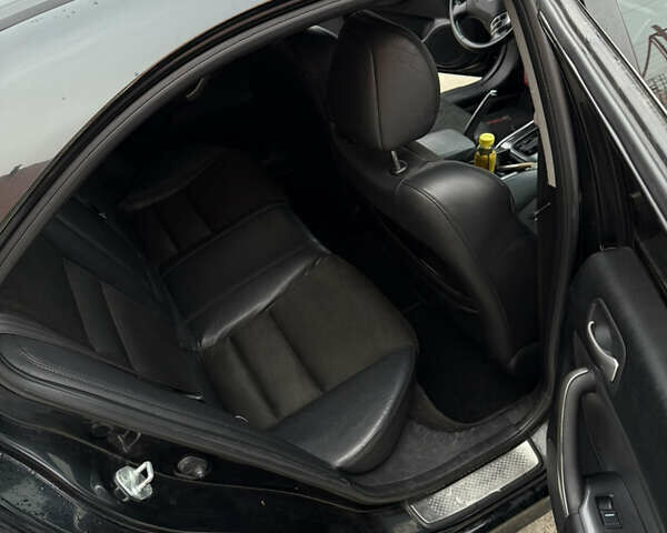 Хонда Аккорд, объемом двигателя 2.4 л и пробегом 378 тыс. км за 5100 $, фото 26 на Automoto.ua