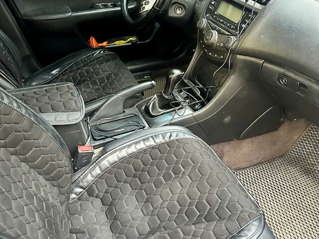 Хонда Аккорд, объемом двигателя 2.2 л и пробегом 0 тыс. км за 6300 $, фото 4 на Automoto.ua