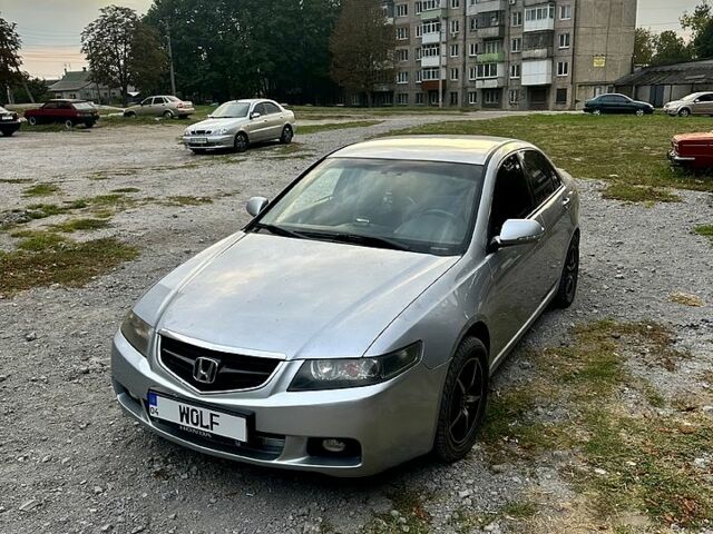 Хонда Аккорд, объемом двигателя 2.2 л и пробегом 0 тыс. км за 6300 $, фото 3 на Automoto.ua