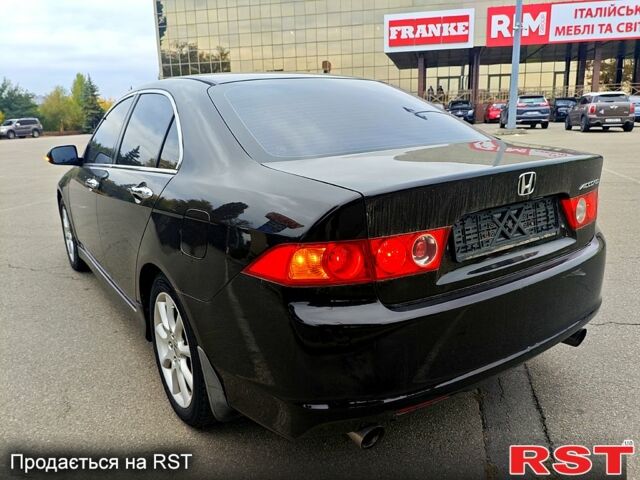 Хонда Аккорд, объемом двигателя 2.4 л и пробегом 273 тыс. км за 6100 $, фото 6 на Automoto.ua