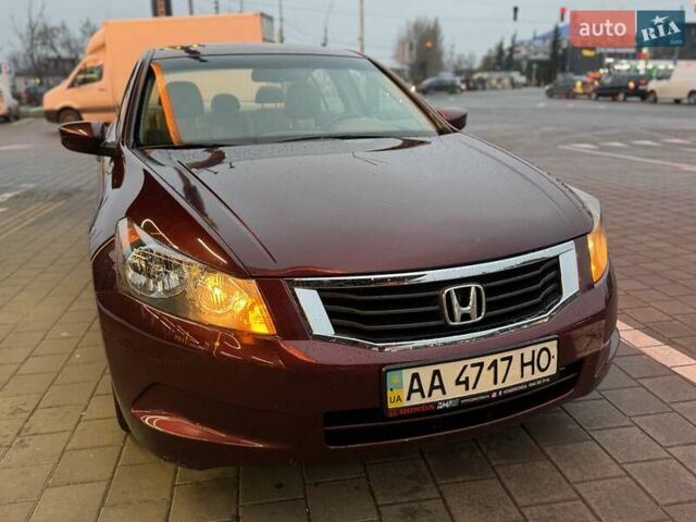 Хонда Аккорд, объемом двигателя 2.4 л и пробегом 181 тыс. км за 7650 $, фото 4 на Automoto.ua