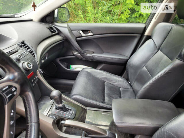 Хонда Аккорд, объемом двигателя 2.4 л и пробегом 160 тыс. км за 11300 $, фото 10 на Automoto.ua