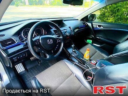 Хонда Аккорд, объемом двигателя 2.4 л и пробегом 212 тыс. км за 11500 $, фото 3 на Automoto.ua