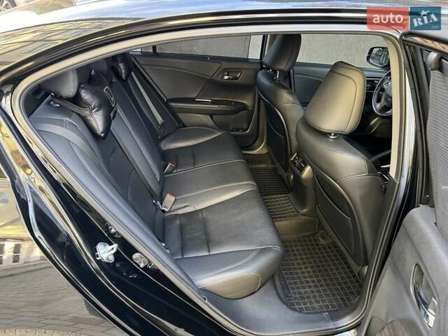 Хонда Аккорд, объемом двигателя 3.5 л и пробегом 190 тыс. км за 16500 $, фото 17 на Automoto.ua