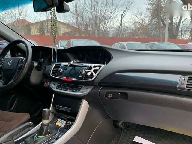 Хонда Аккорд, объемом двигателя 2.4 л и пробегом 217 тыс. км за 11500 $, фото 18 на Automoto.ua