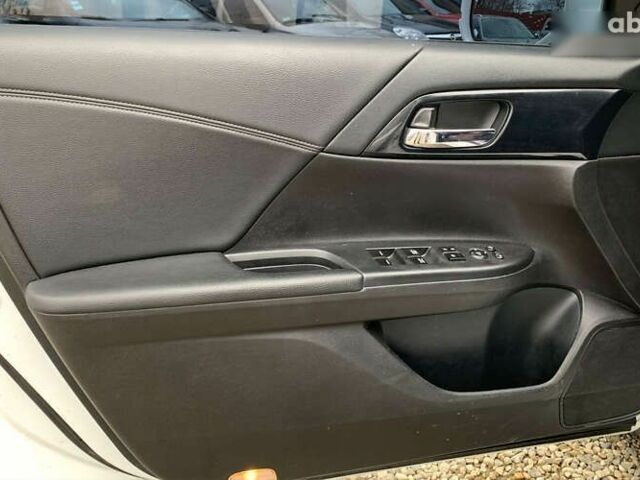 Хонда Аккорд, объемом двигателя 2.4 л и пробегом 217 тыс. км за 11500 $, фото 6 на Automoto.ua