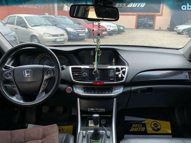 Хонда Аккорд, объемом двигателя 2.4 л и пробегом 217 тыс. км за 11500 $, фото 16 на Automoto.ua