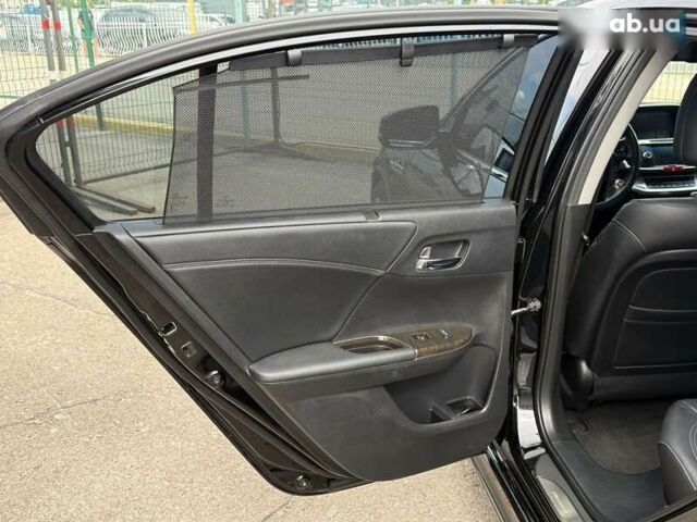 Хонда Аккорд, объемом двигателя 3.5 л и пробегом 308 тыс. км за 15990 $, фото 13 на Automoto.ua