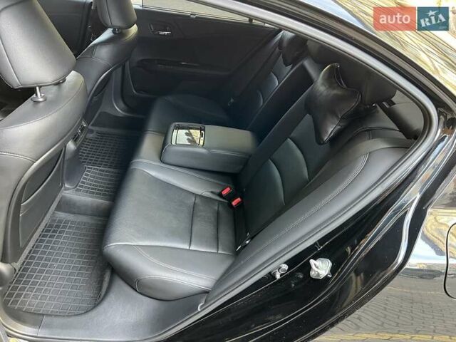 Хонда Аккорд, объемом двигателя 3.5 л и пробегом 190 тыс. км за 16500 $, фото 21 на Automoto.ua