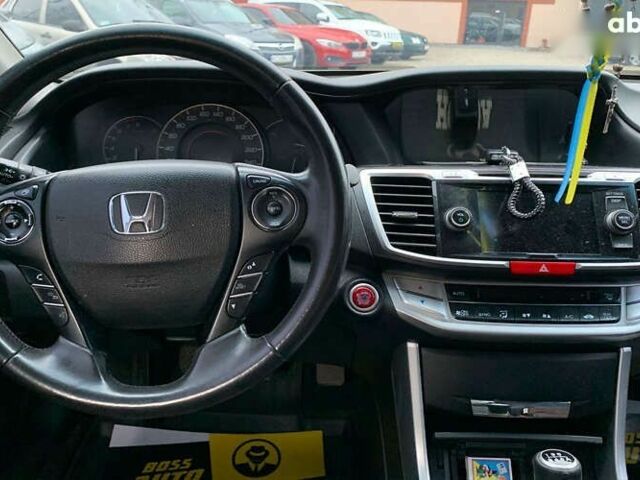 Хонда Аккорд, объемом двигателя 2.4 л и пробегом 217 тыс. км за 11500 $, фото 15 на Automoto.ua