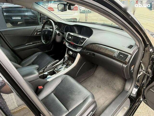 Хонда Аккорд, объемом двигателя 3.5 л и пробегом 308 тыс. км за 15990 $, фото 16 на Automoto.ua