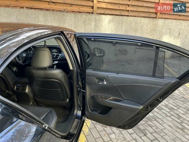 Хонда Аккорд, объемом двигателя 3.5 л и пробегом 190 тыс. км за 16500 $, фото 16 на Automoto.ua