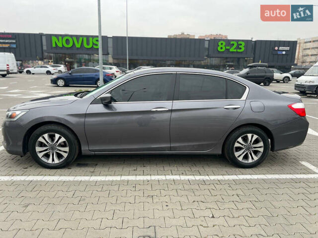 Хонда Аккорд, объемом двигателя 2.4 л и пробегом 171 тыс. км за 10700 $, фото 4 на Automoto.ua