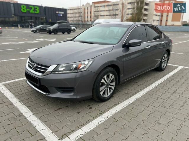 Хонда Аккорд, объемом двигателя 2.4 л и пробегом 171 тыс. км за 10700 $, фото 1 на Automoto.ua