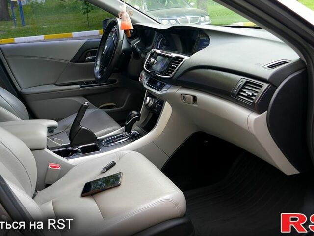 Хонда Аккорд, об'ємом двигуна 2.4 л та пробігом 148 тис. км за 13500 $, фото 12 на Automoto.ua