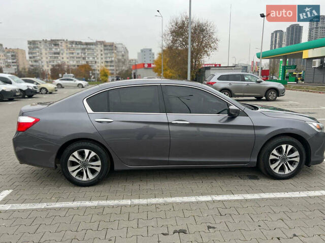 Хонда Аккорд, объемом двигателя 2.4 л и пробегом 171 тыс. км за 10700 $, фото 8 на Automoto.ua