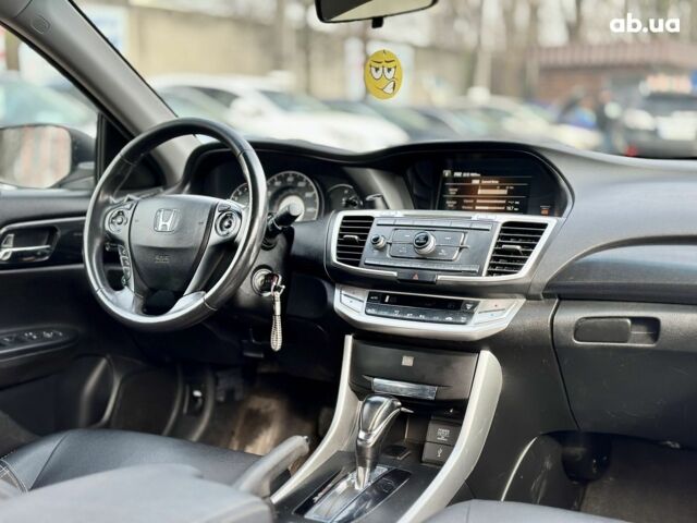 Хонда Аккорд, объемом двигателя 0 л и пробегом 180 тыс. км за 11300 $, фото 11 на Automoto.ua