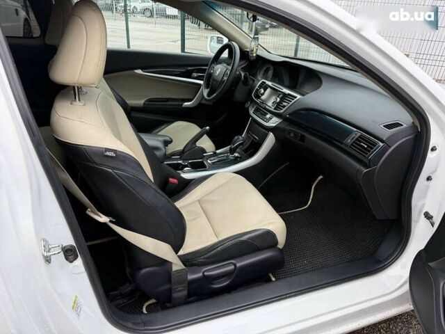 Хонда Аккорд, объемом двигателя 2.4 л и пробегом 223 тыс. км за 10790 $, фото 14 на Automoto.ua