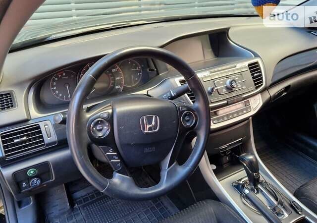 Хонда Аккорд, об'ємом двигуна 2.4 л та пробігом 169 тис. км за 13999 $, фото 22 на Automoto.ua