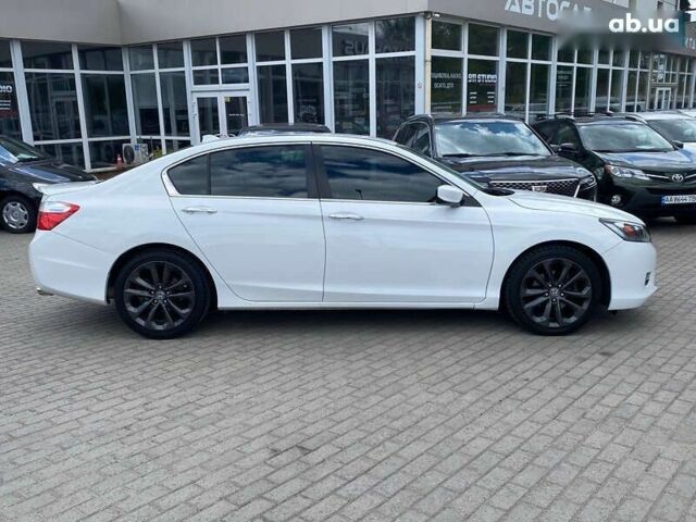 Хонда Аккорд, объемом двигателя 2.4 л и пробегом 180 тыс. км за 12300 $, фото 4 на Automoto.ua