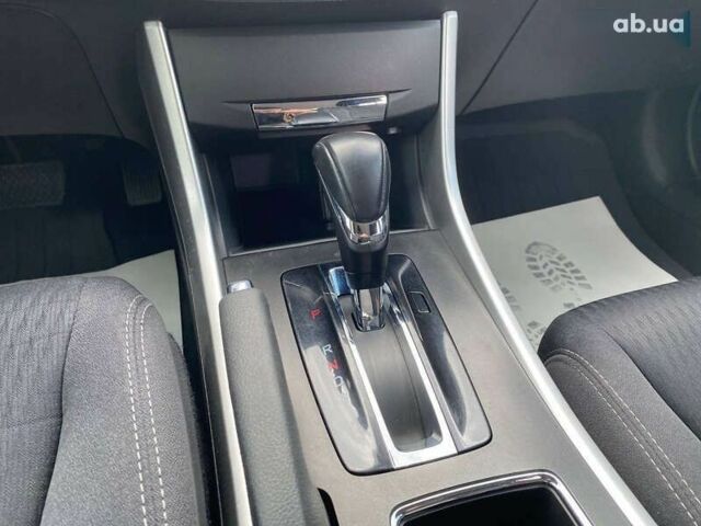 Хонда Аккорд, объемом двигателя 2.4 л и пробегом 180 тыс. км за 12300 $, фото 16 на Automoto.ua