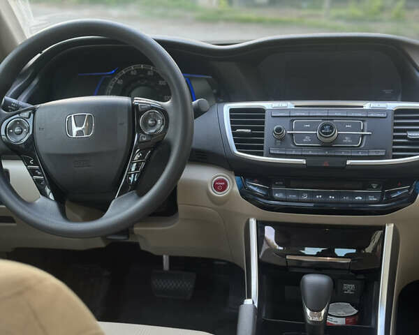 Хонда Аккорд, об'ємом двигуна 2 л та пробігом 100 тис. км за 17800 $, фото 10 на Automoto.ua