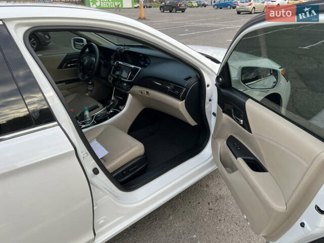 Хонда Аккорд, объемом двигателя 2 л и пробегом 225 тыс. км за 15950 $, фото 11 на Automoto.ua