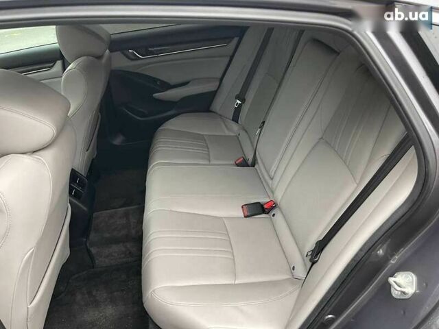 Хонда Аккорд, объемом двигателя 1.5 л и пробегом 125 тыс. км за 16900 $, фото 4 на Automoto.ua