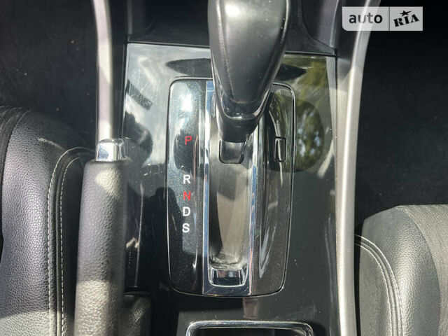 Хонда Аккорд, объемом двигателя 2.4 л и пробегом 48 тыс. км за 15900 $, фото 18 на Automoto.ua