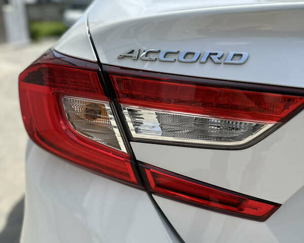 Хонда Аккорд, объемом двигателя 1.5 л и пробегом 88 тыс. км за 22000 $, фото 9 на Automoto.ua