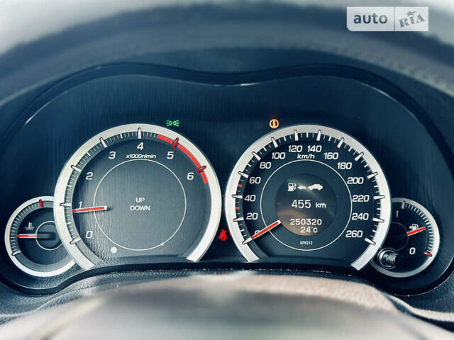 Хонда Аккорд, об'ємом двигуна 2.2 л та пробігом 250 тис. км за 9499 $, фото 46 на Automoto.ua