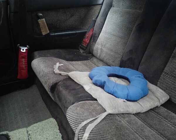 Серый Хонда Аккорд, объемом двигателя 2 л и пробегом 395 тыс. км за 750 $, фото 4 на Automoto.ua