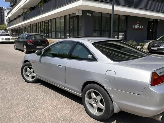 Серый Хонда Аккорд, объемом двигателя 1.9 л и пробегом 360 тыс. км за 3000 $, фото 7 на Automoto.ua