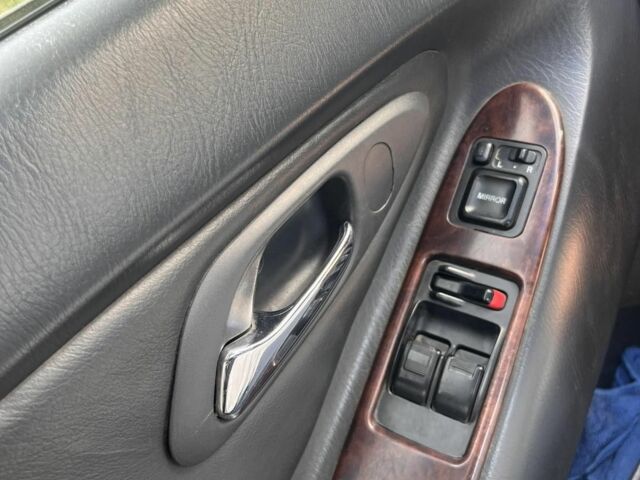 Серый Хонда Аккорд, объемом двигателя 1.9 л и пробегом 360 тыс. км за 3000 $, фото 2 на Automoto.ua