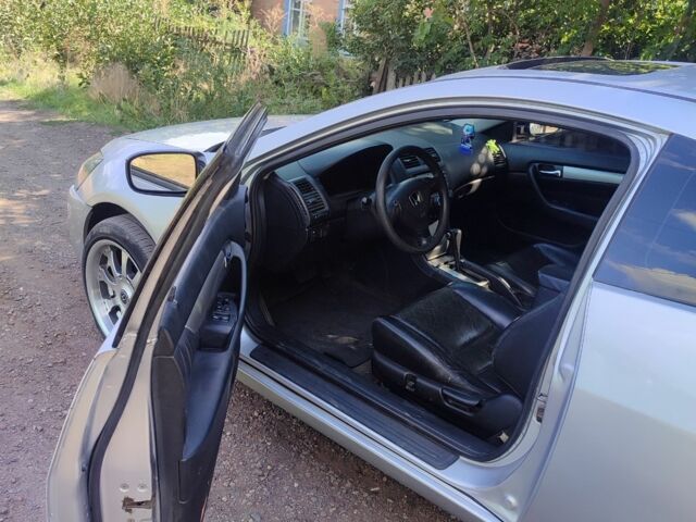 Серый Хонда Аккорд, объемом двигателя 2.4 л и пробегом 200 тыс. км за 4900 $, фото 8 на Automoto.ua