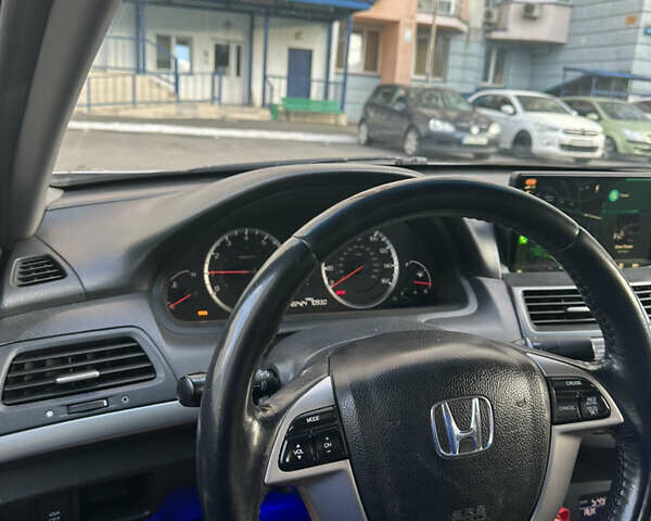 Серый Хонда Аккорд, объемом двигателя 3.47 л и пробегом 195 тыс. км за 8900 $, фото 12 на Automoto.ua