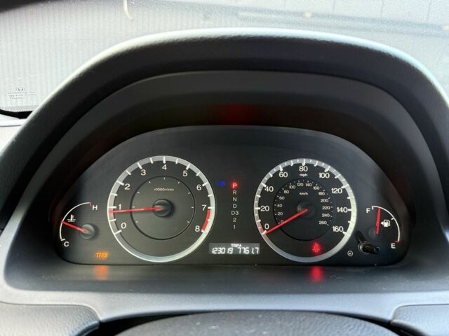 Серый Хонда Аккорд, объемом двигателя 2.4 л и пробегом 123 тыс. км за 9000 $, фото 3 на Automoto.ua