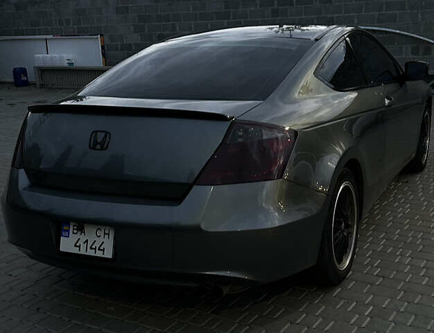 Сірий Хонда Аккорд, об'ємом двигуна 2.4 л та пробігом 210 тис. км за 7450 $, фото 4 на Automoto.ua