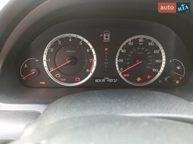 Серый Хонда Аккорд, объемом двигателя 3.47 л и пробегом 290 тыс. км за 8500 $, фото 7 на Automoto.ua