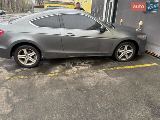 Серый Хонда Аккорд, объемом двигателя 2.35 л и пробегом 180 тыс. км за 8800 $, фото 13 на Automoto.ua