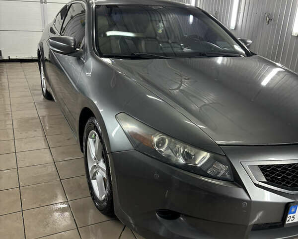 Серый Хонда Аккорд, объемом двигателя 2.35 л и пробегом 180 тыс. км за 8800 $, фото 1 на Automoto.ua