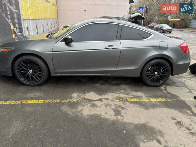 Серый Хонда Аккорд, объемом двигателя 2.35 л и пробегом 180 тыс. км за 8200 $, фото 14 на Automoto.ua