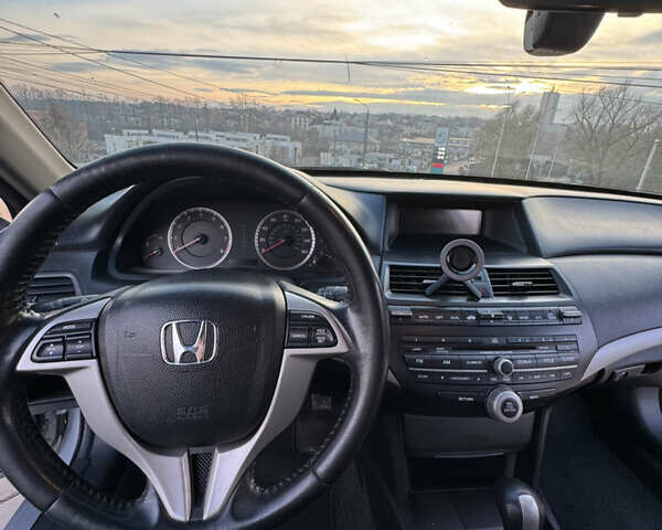 Сірий Хонда Аккорд, об'ємом двигуна 2.35 л та пробігом 205 тис. км за 8500 $, фото 17 на Automoto.ua