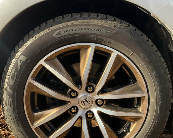 Серый Хонда Аккорд, объемом двигателя 2.4 л и пробегом 276 тыс. км за 7200 $, фото 9 на Automoto.ua