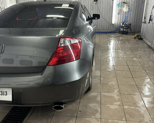 Серый Хонда Аккорд, объемом двигателя 2.35 л и пробегом 180 тыс. км за 8800 $, фото 10 на Automoto.ua