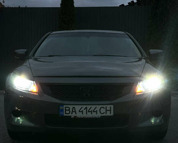 Сірий Хонда Аккорд, об'ємом двигуна 2.4 л та пробігом 210 тис. км за 7450 $, фото 2 на Automoto.ua