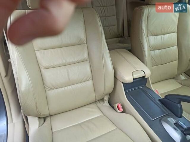 Серый Хонда Аккорд, объемом двигателя 3.47 л и пробегом 290 тыс. км за 8500 $, фото 10 на Automoto.ua