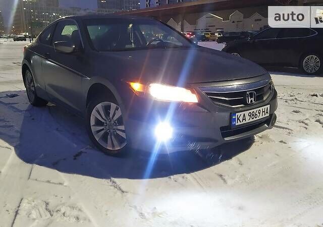 Серый Хонда Аккорд, объемом двигателя 2.4 л и пробегом 142 тыс. км за 8800 $, фото 2 на Automoto.ua